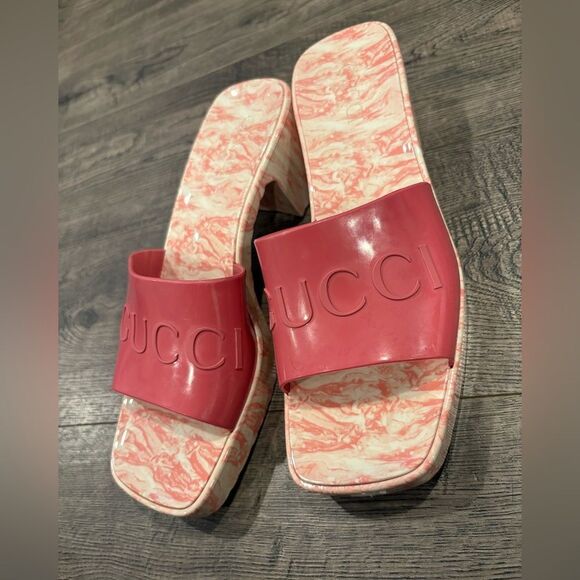 Gucci Pink Slide Sandals - Picture 4 of 6